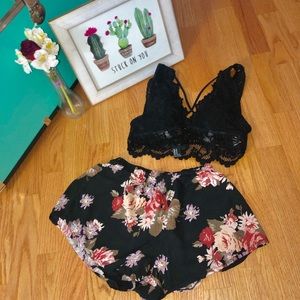 🌸 Shorts & Bralette Bundle 🌸